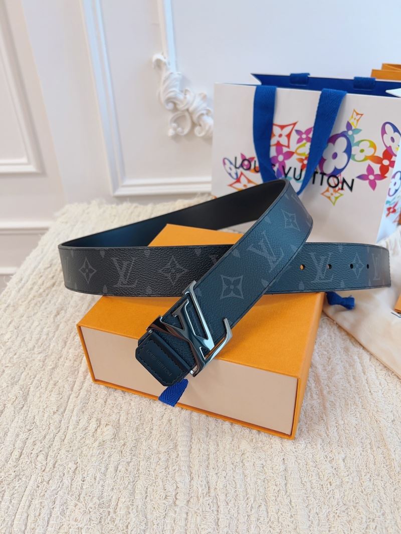 l0vis Vvtt0n belts